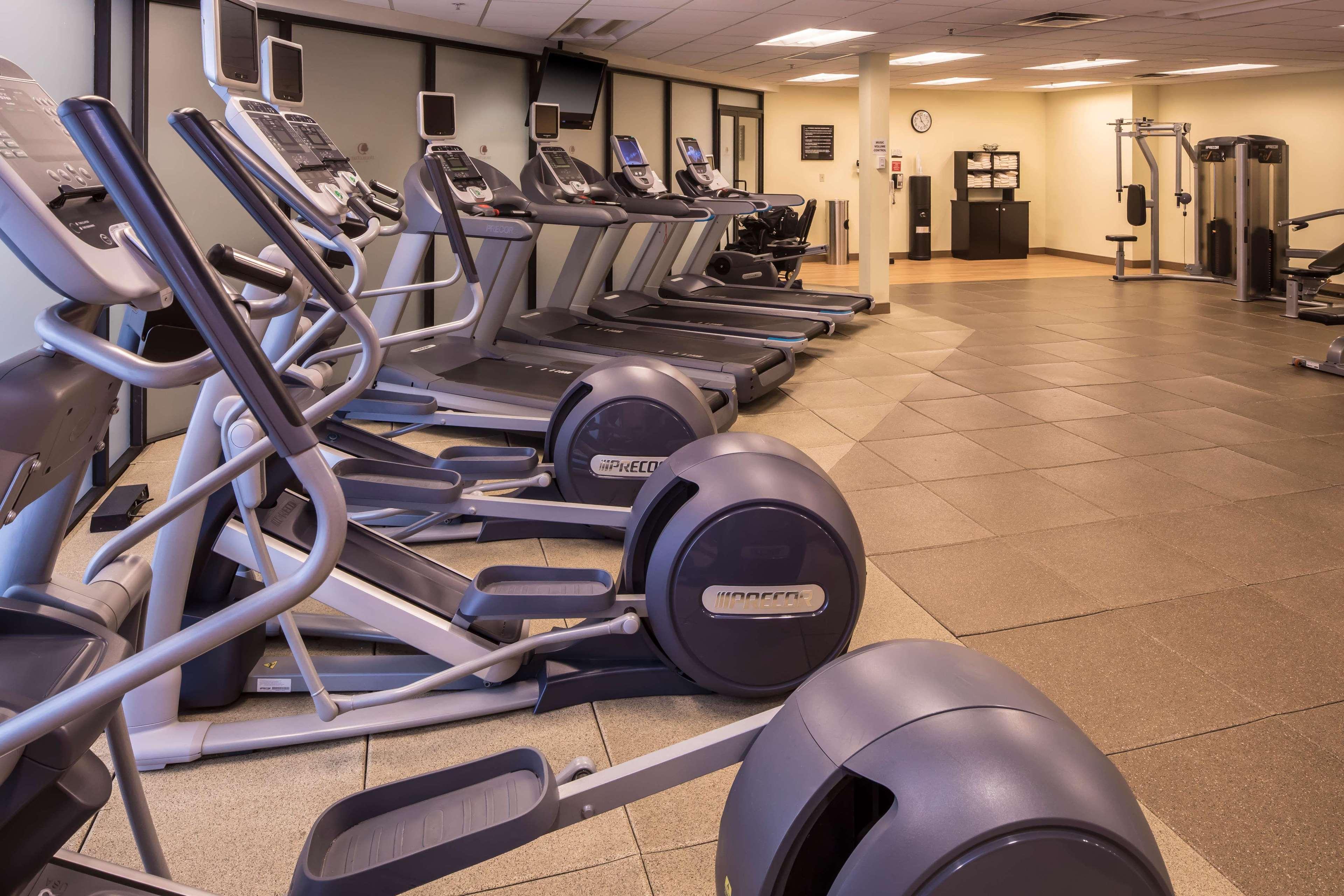 Doubletree By Hilton Hotel & Suites Pittsburgh Downtown Екстериор снимка