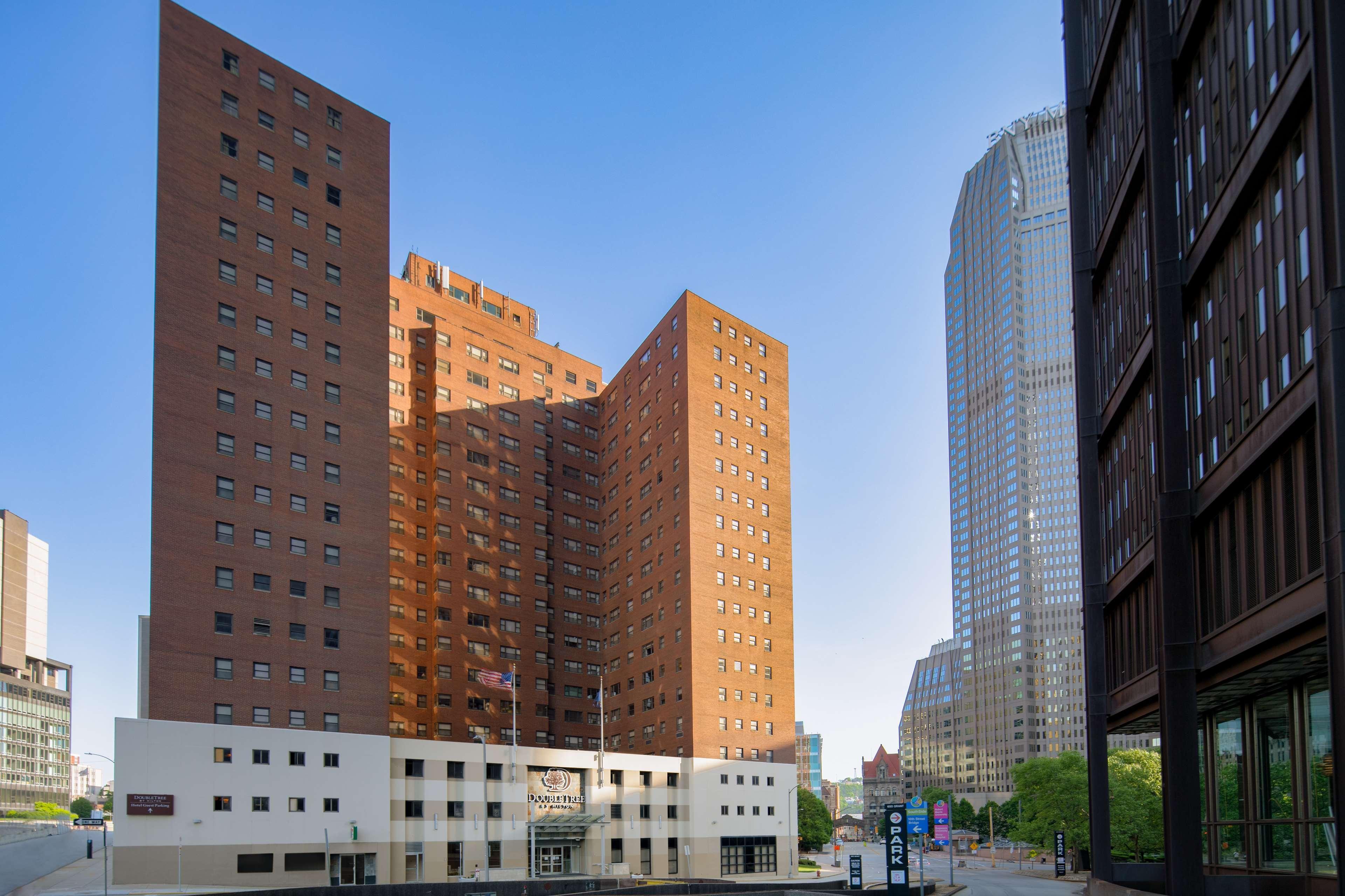 Doubletree By Hilton Hotel & Suites Pittsburgh Downtown Екстериор снимка